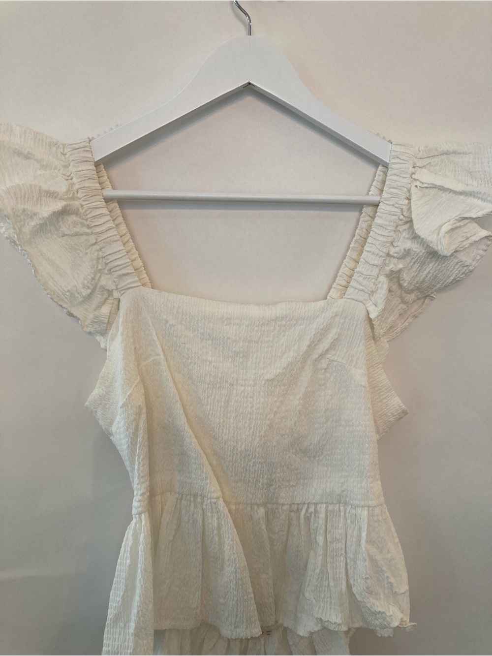 Mi Ami M Women's Cream Ruffled Square-Neck Top